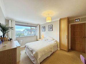 Photo 6- click for photo gallery